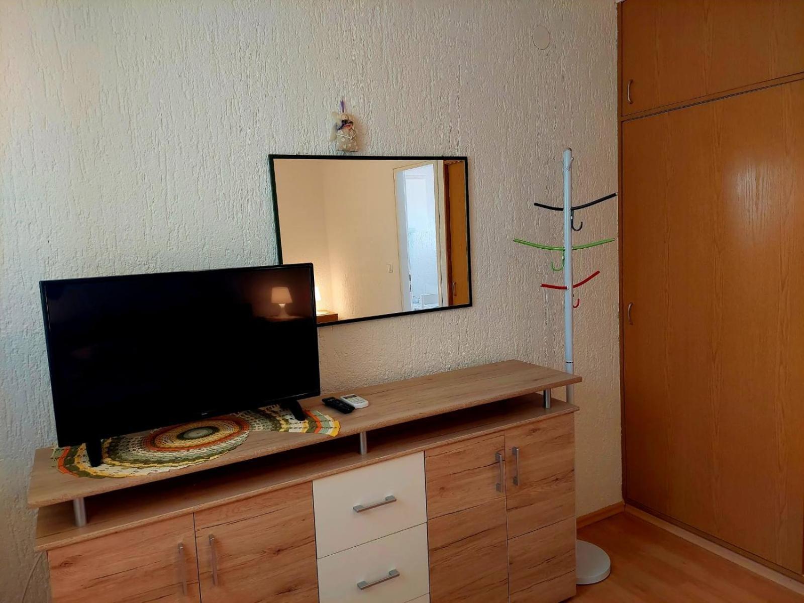 Apartments Hodanic Krk Town Rum bild